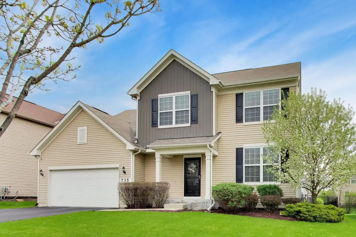 735 Glenwood Drive, South Elgin, IL 60177 - #1