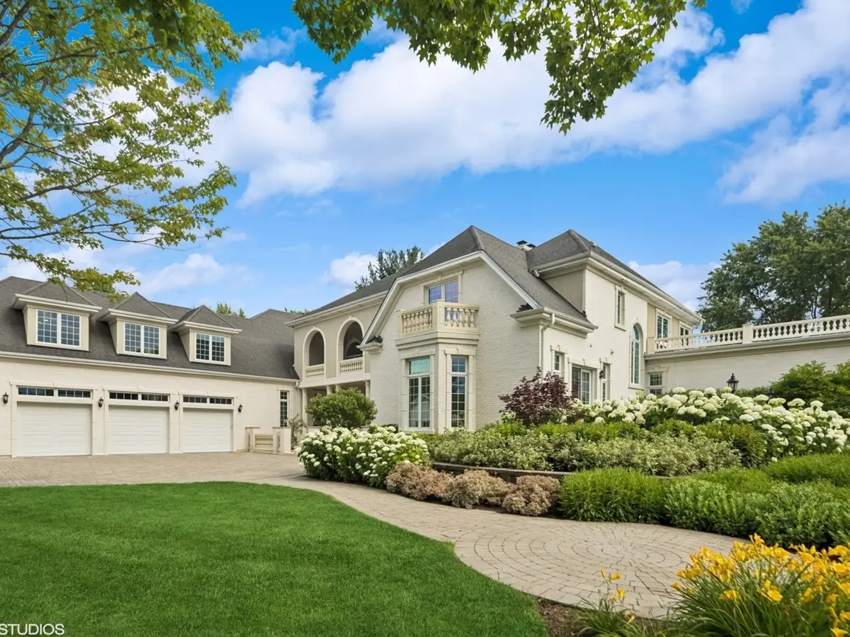 5N113 Burr Road, Saint Charles, IL 60175 - #1