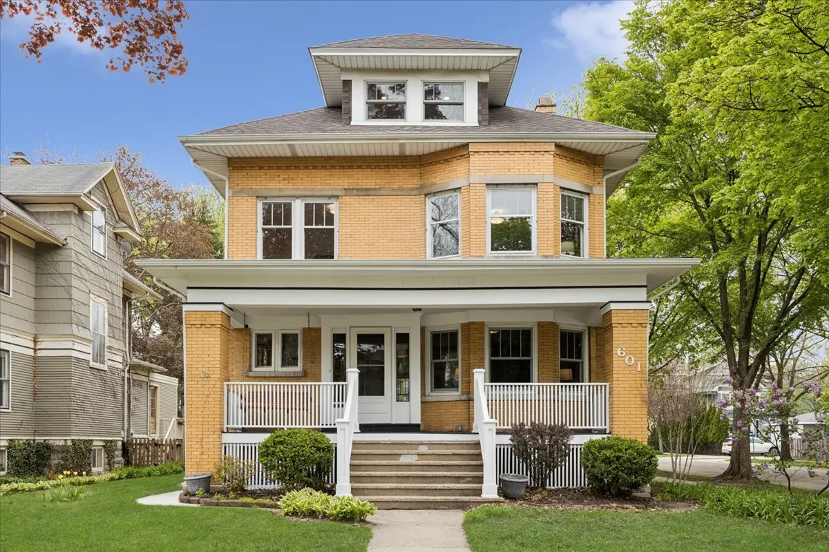 601 S Kenilworth Avenue, Oak Park, IL 60304 - #1