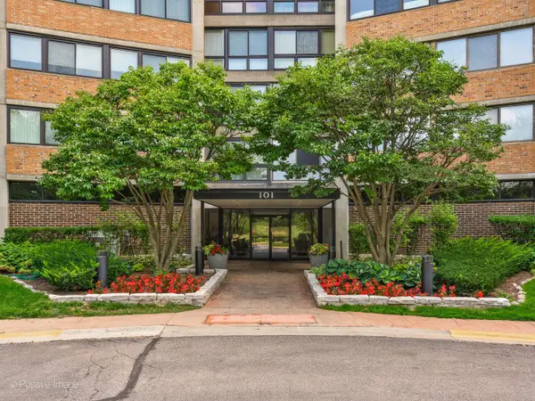 101 Bar Harbour Road #2M, Schaumburg, IL 60193