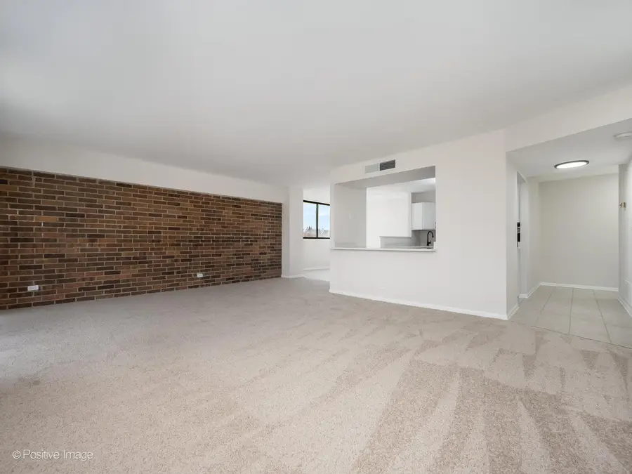 101 Bar Harbour Road #2M, Schaumburg, IL 60193 - #3