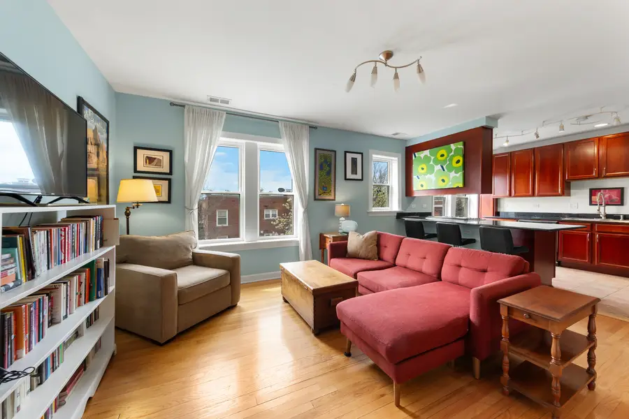 9100 Lamon Avenue #2S, Skokie, IL 60077 - #2