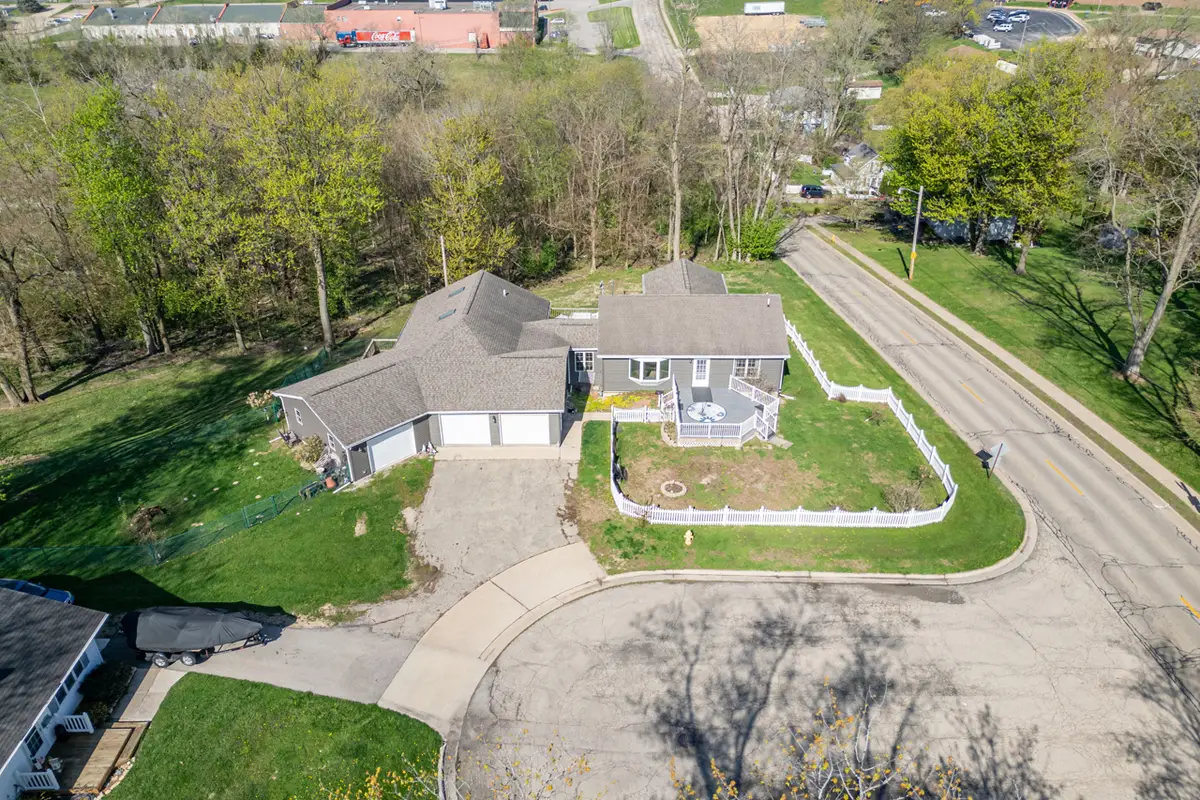1 Irvine, Galena, IL 61036 - #1