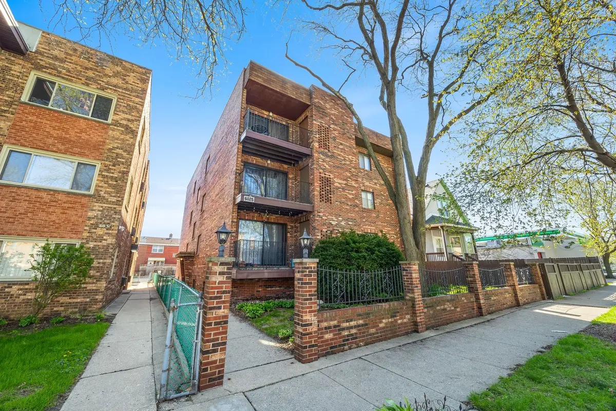 6025 N Wolcott Avenue #3R, Chicago, IL 60660 - #1