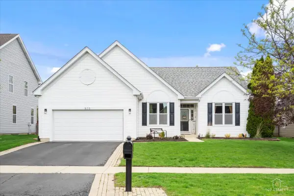 875 Red Clover Drive, Aurora, IL 60504