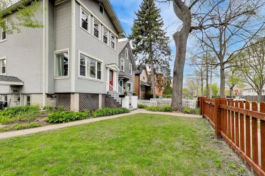 1028 Ashland Avenue, Evanston, IL 60202 - #3