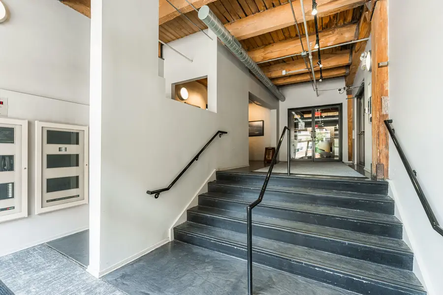 375 W Erie Street #206, Chicago, IL 60610 - #2