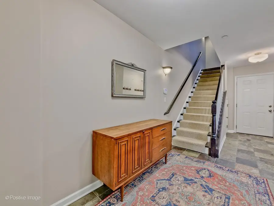 1192 Clarence Avenue #2, Oak Park, IL 60304 - #3