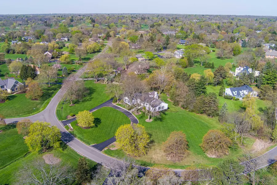 1092 Aberdeen Road, Inverness, IL 60067 - #3