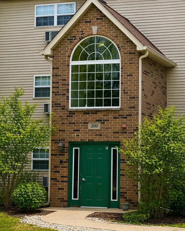 300 Cunat Boulevard #2C, Richmond, IL 60071