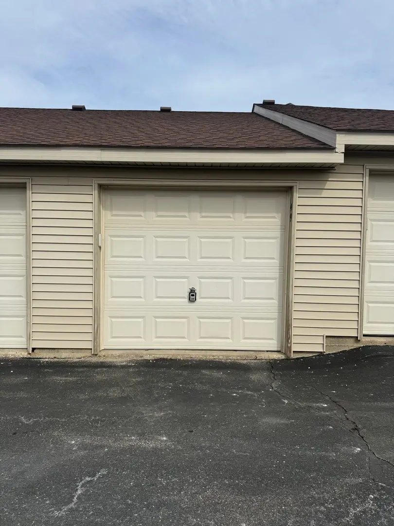 300 Cunat Boulevard #2C, Richmond, IL 60071 - #2