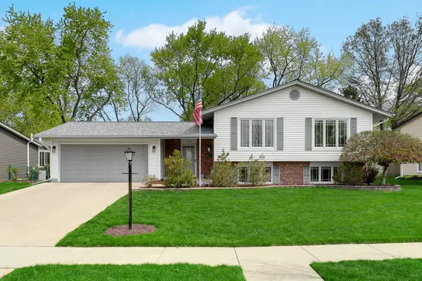 920 Harrison Lane, Hoffman Estates, IL 60192