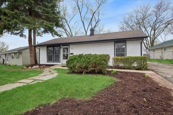 972 Osage Court, Carpentersville, IL 60110