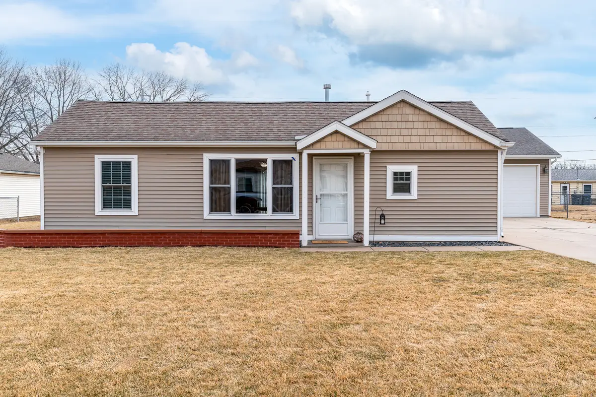 12 Suburban Heights, Milan, IL 61264 - #1