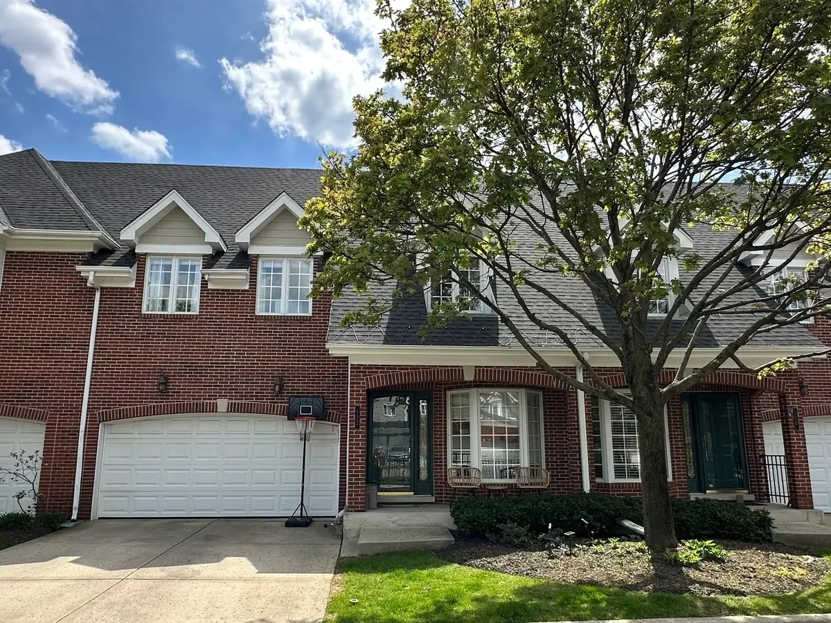 122 E Knighton Place, Elmhurst, IL 60126 - #1