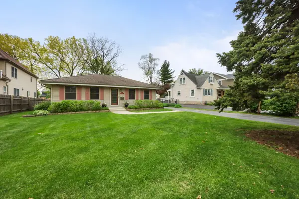 29 W Goebel Drive, Lombard, IL 60148