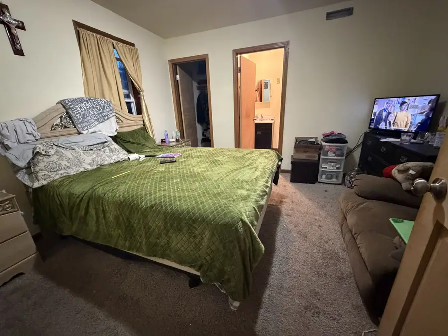 1611 Eastmoreland Avenue, Rockford, IL 61108 - #3