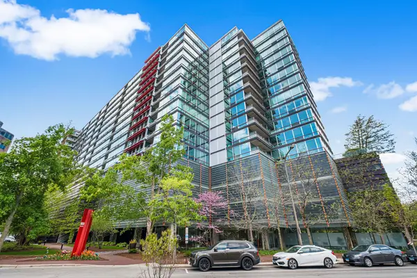 800 Elgin Road #PH20, Evanston, IL 60201