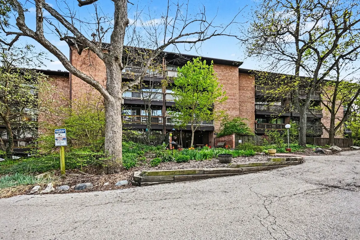 5700 Hillcrest Lane #3L, Lisle, IL 60532 - #1