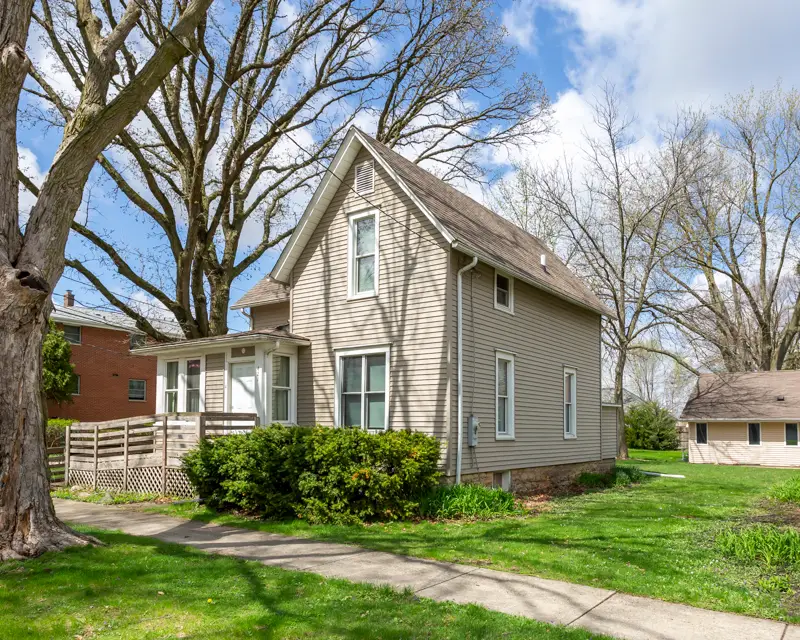 421 Prospect Street, Dekalb, IL 60115 - #1