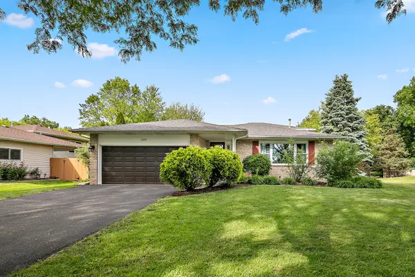 284 Beaver Creek Drive, Bolingbrook, IL 60490