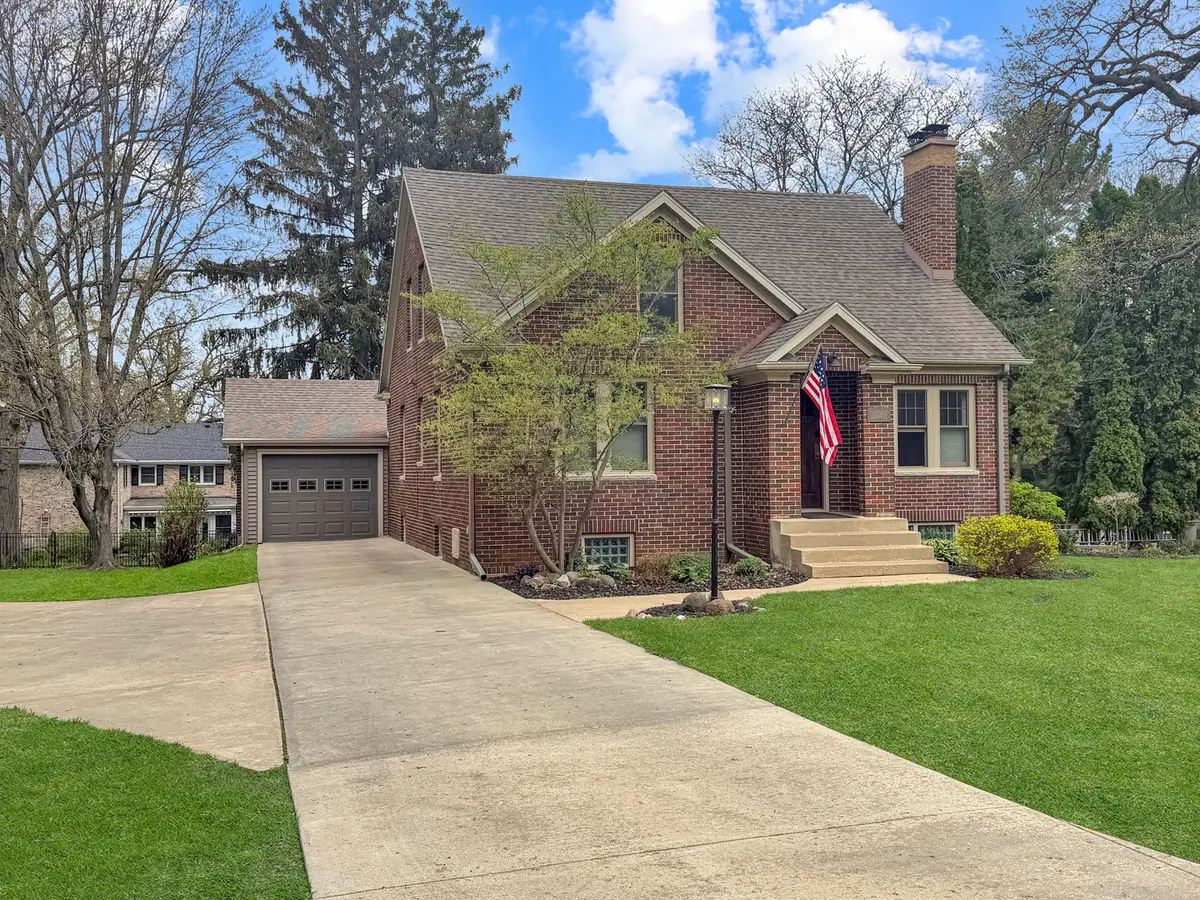 1720 W Harrison Street, Freeport, IL 61032 - #1
