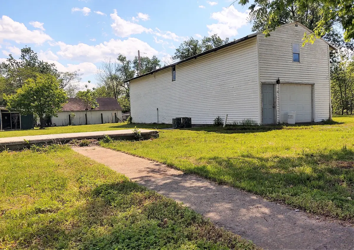 288 E Illinois Avenue, Shawneetown, IL 62984 - #1