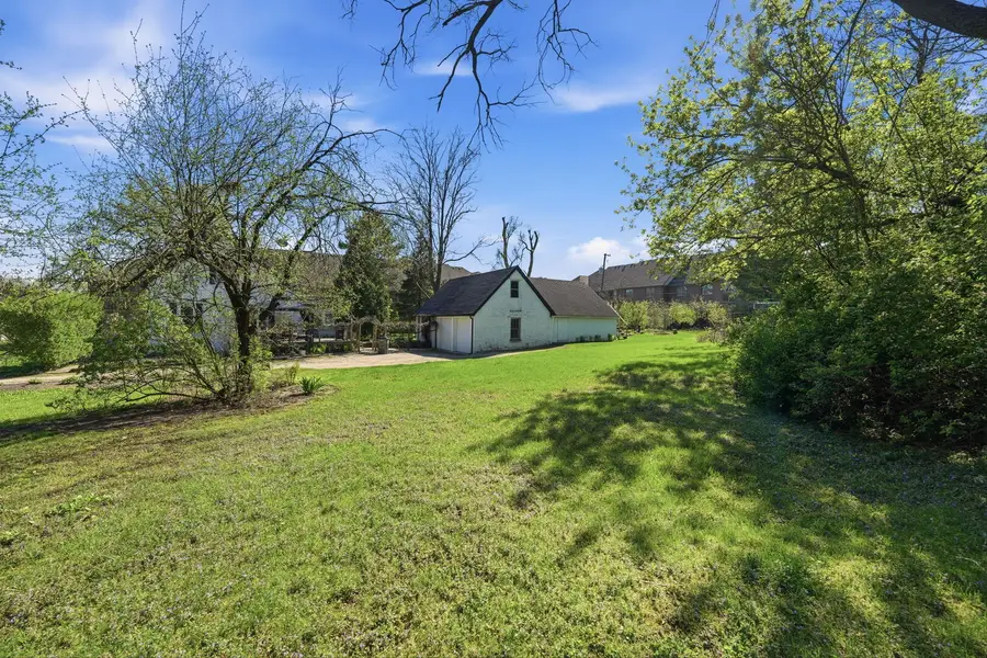 882 N Franklin Avenue, Palatine, IL 60067 - #3