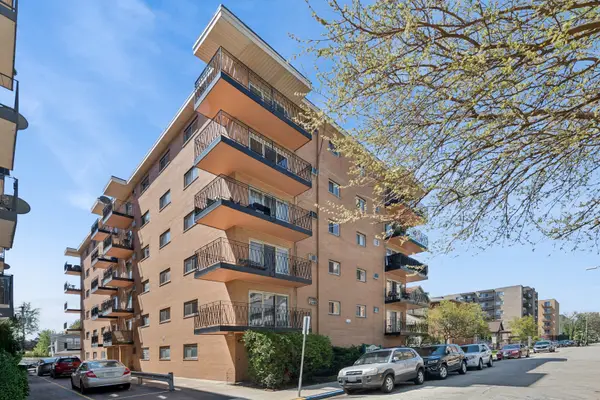 7432 Washington Street #202, Forest Park, IL 60130