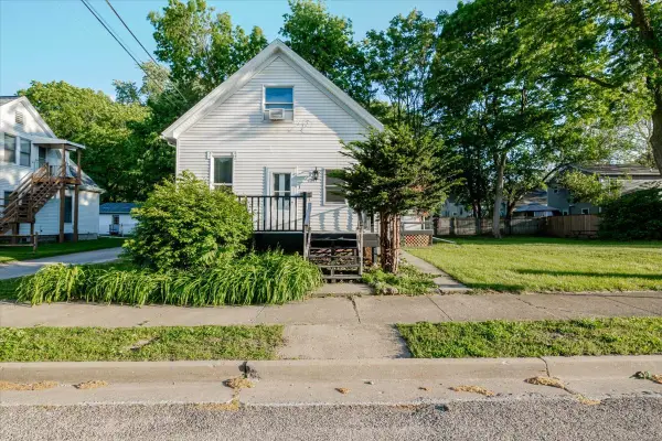 605 E Empire Street, Bloomington, IL 61701
