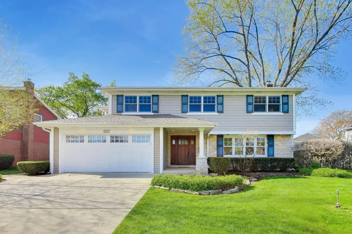 1317 W Grove Street, Arlington Heights, IL 60005 - #1