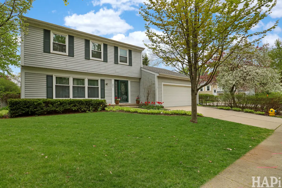 301 Albany Lane, Vernon Hills, IL 60061 - #1
