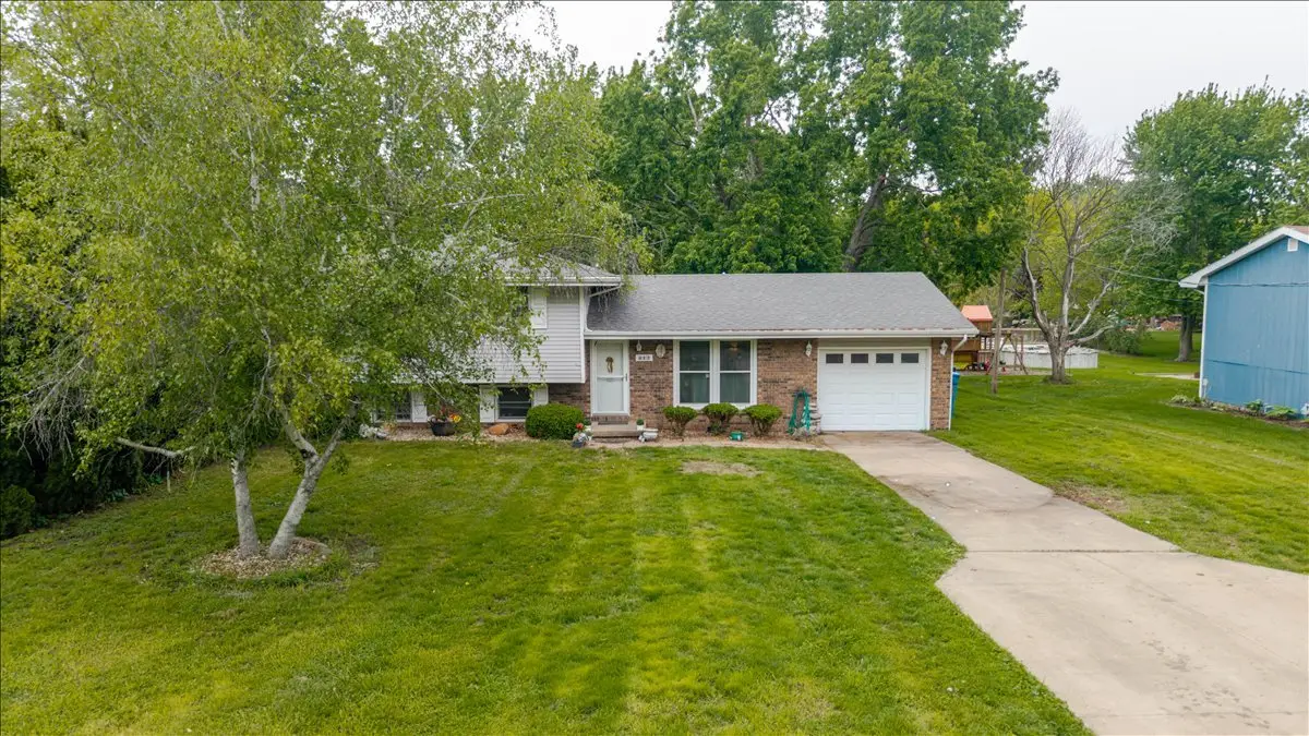 312 E Adams Street, Towanda, IL 61776 - #1
