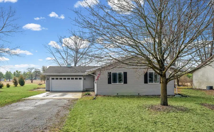 1432 Country Club Lane, Loda, IL 60948 - #3