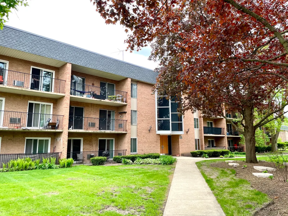 1052 Mill Street #110, Naperville, IL 60540 - #1