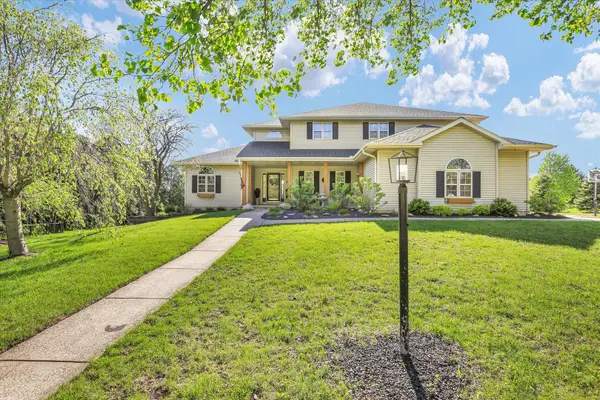 701 Kimela Drive, Mahomet, IL 61853