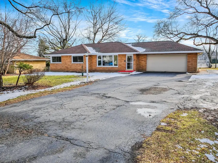 21W051 Woodview Drive, Itasca, IL 60143 - #2