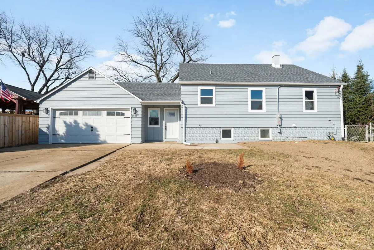 9048 Oneill Drive, Burr Ridge, IL 60527 - #1
