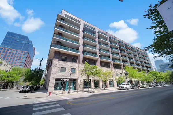 920 W Madison Street #B4, Chicago, IL 60607