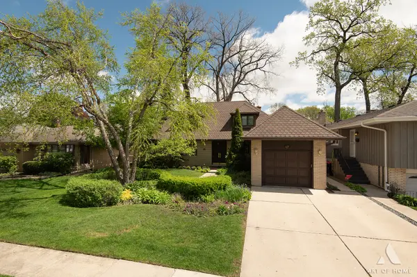 829 Sylviawood Avenue, Park Ridge, IL 60068