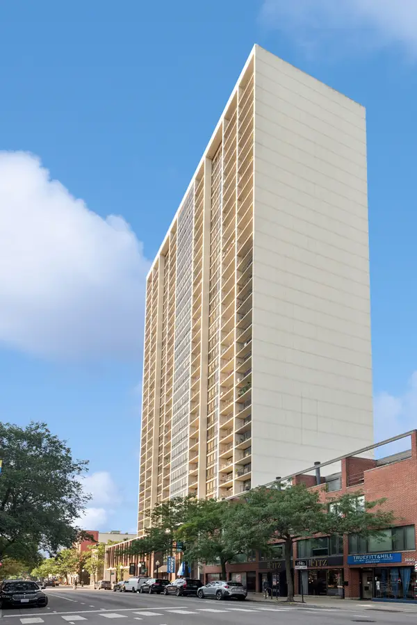 1636 N Wells Street #3008, Chicago, IL 60614