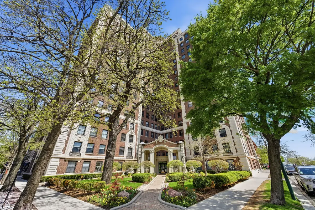 5555 S Everett Avenue #9-D, Chicago, IL 60637 - #1