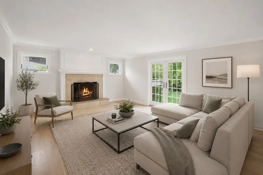 925 Lancaster Avenue, Downers Grove, IL 60516 - #3