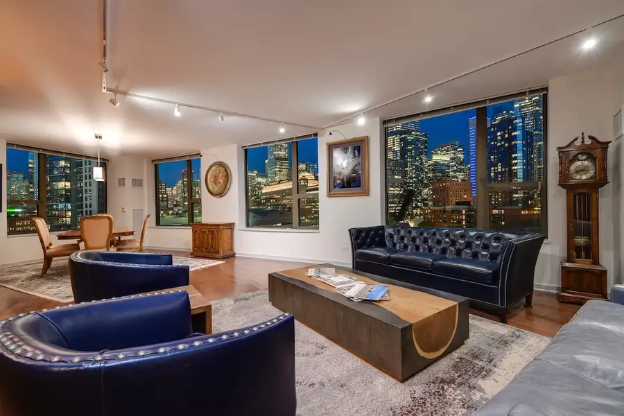 501 N Clinton Street #903, Chicago, IL 60654 - #3