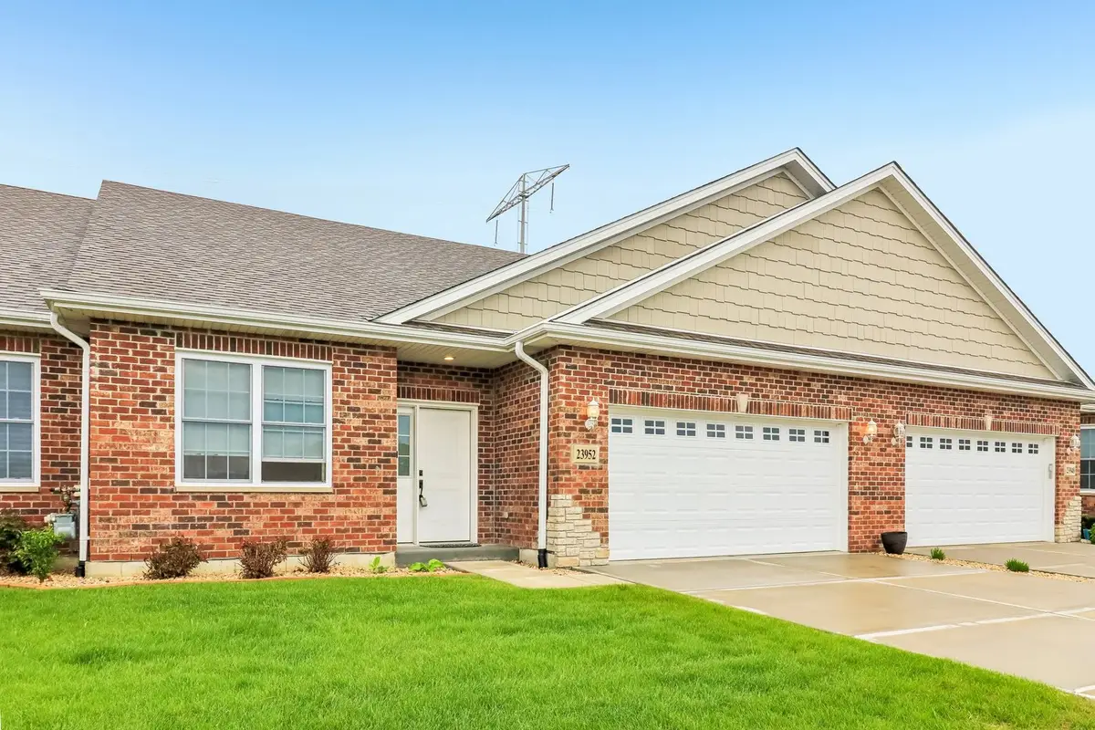 23952 S Ann Court, Manhattan, IL 60442 - #1
