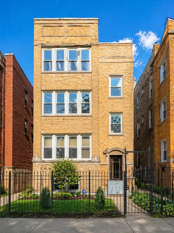 6335 N Claremont Avenue, Chicago, IL 60659