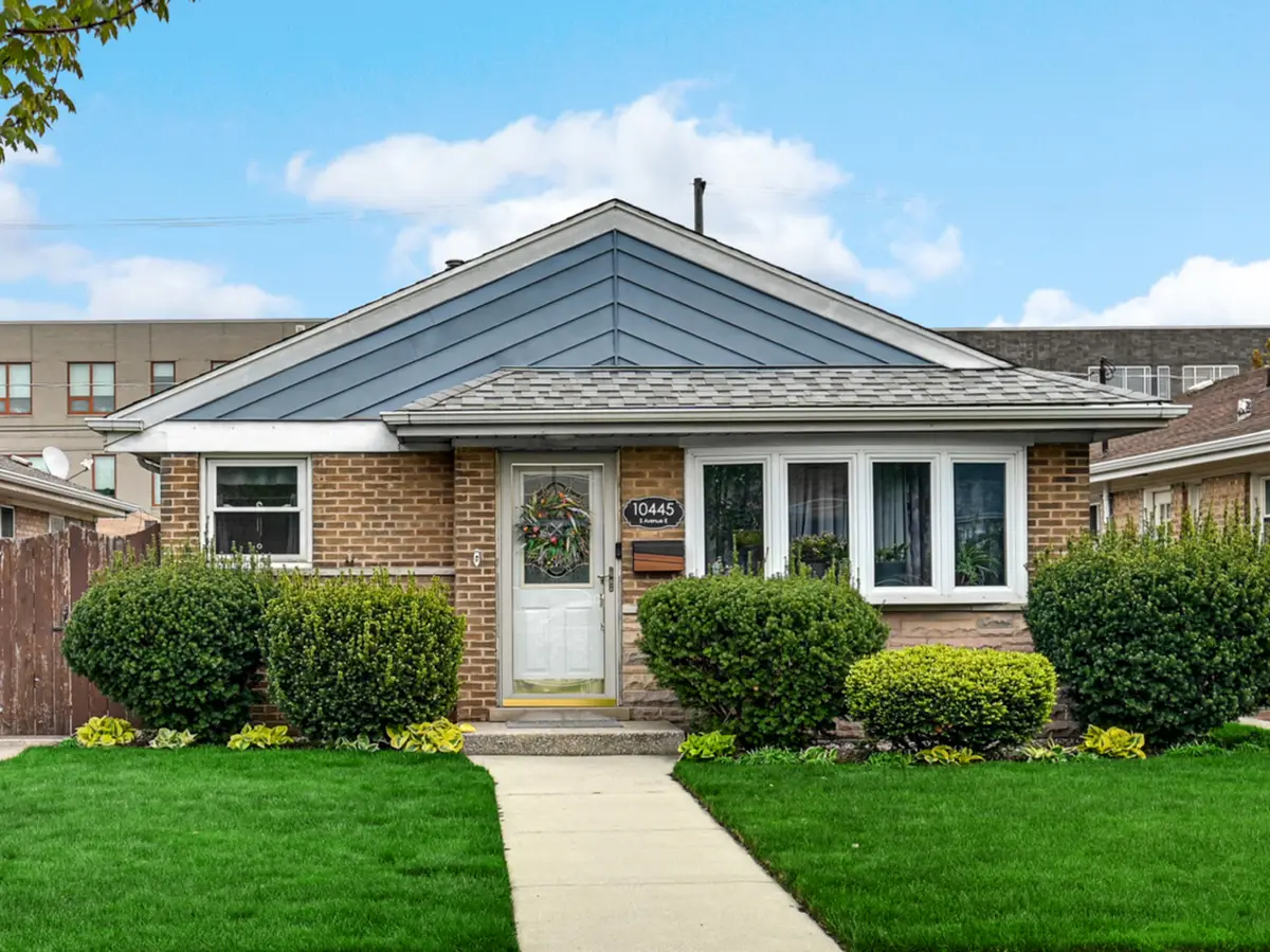 10445 S Avenue E, Chicago, IL 60617 - #1