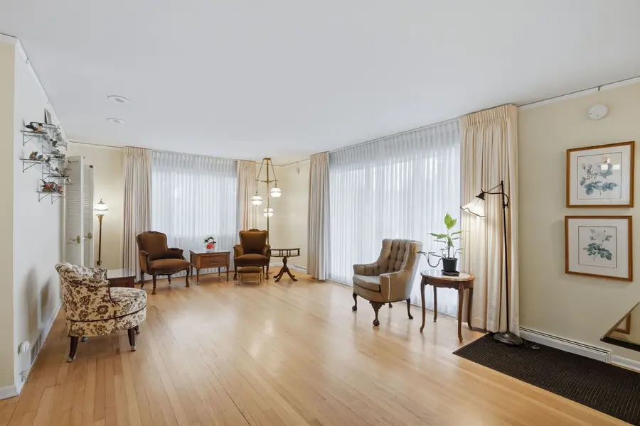 1844 Lemar Avenue, Evanston, IL 60201 - #3