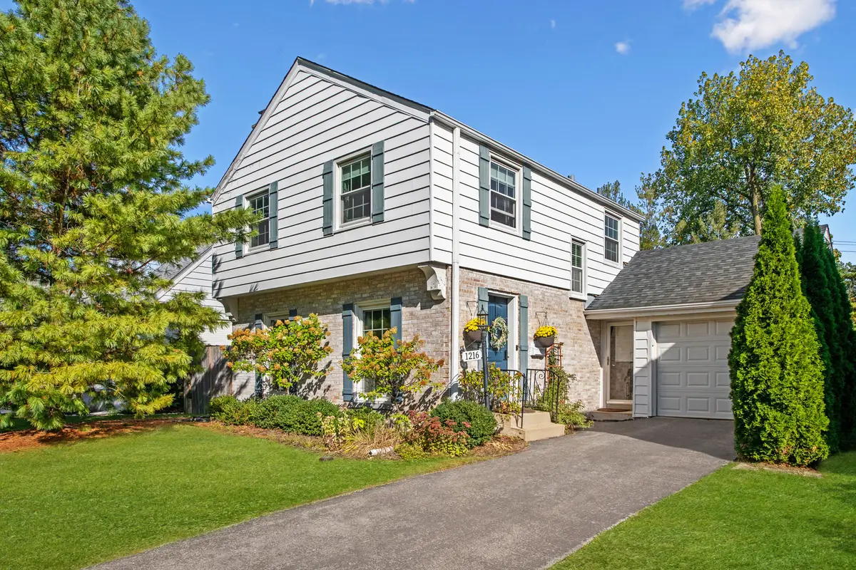 1216 16th Street, Wilmette, IL 60091 - #1