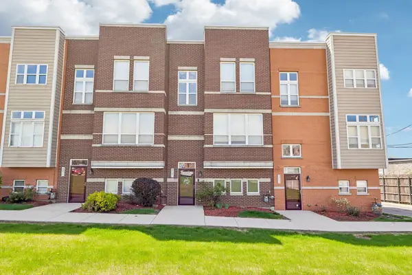 5241 W Galewood Avenue, Chicago, IL 60639